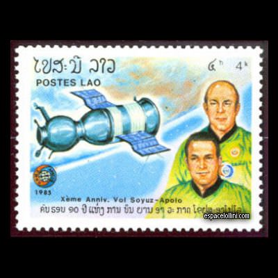 le timbre 8450 LAO 6